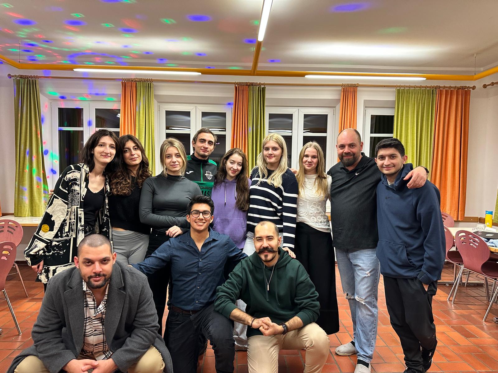 Erasmus+ Going Virtual - Online Methods for Youth Workers