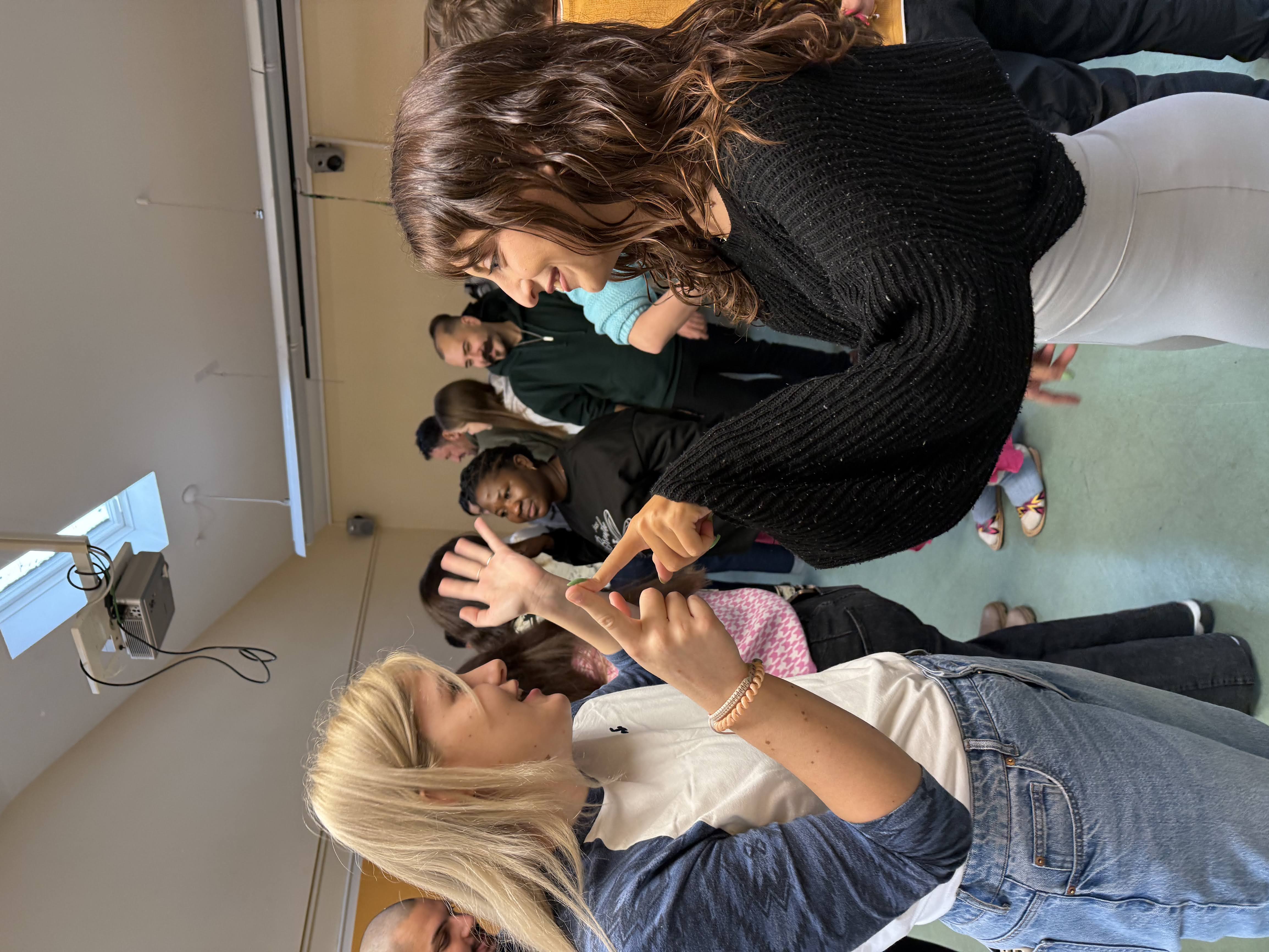 Erasmus+ Going Virtual - Online Methods for Youth Workers